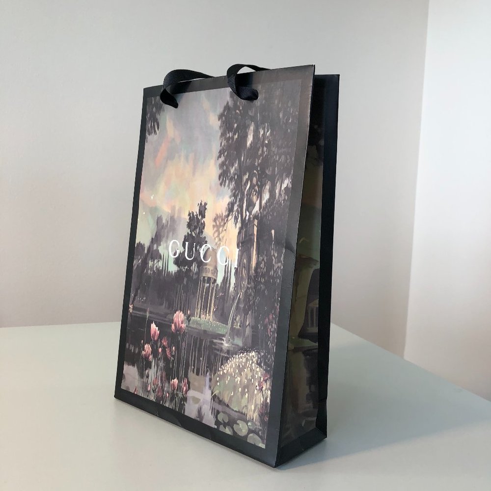 Gucci paper bag
